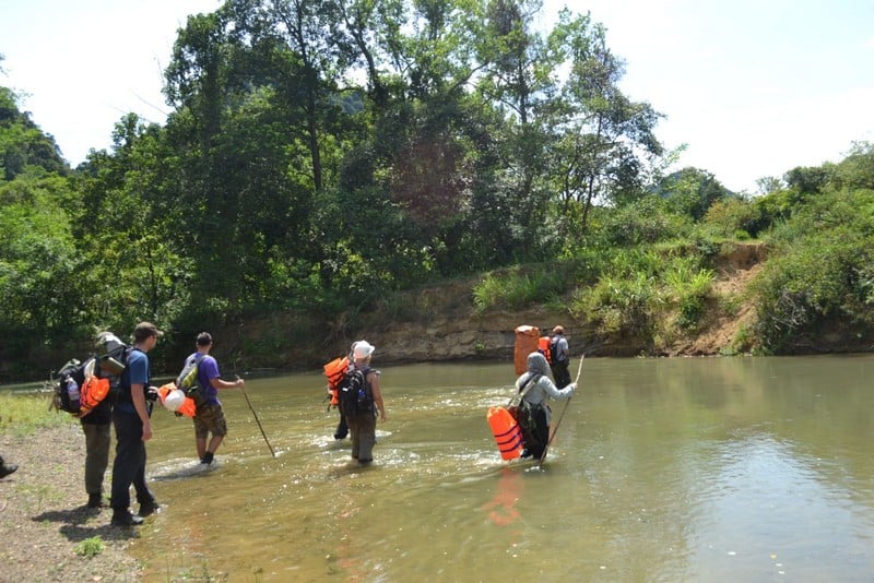 Những điều cần lưu ý để vượt sông, suối an toàn 7 Tạp chí Du lịch Wanderlust Tips | Những điều cần lưu ý để vượt sông, suối an toàn