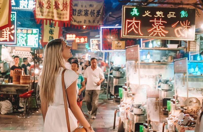 Những lời khuyên để khởi đầu chuyến du lịch giá rẻ 8 wanderlust tips nhung loi khuyen de khoi dau chuyen du lich gia re 3