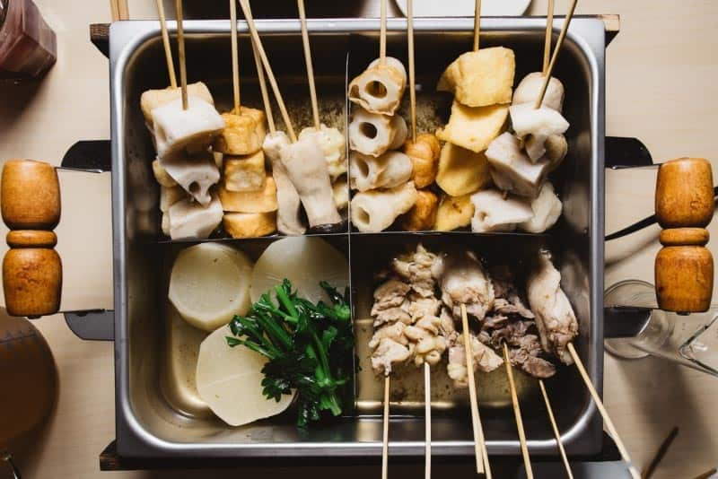 Oden: Món ngon đường phố Nhật Bản không thể bỏ lỡ 6 wanderlust tips oden mon ngon chat chua tinh hoa am thuc nhat ban 7 1