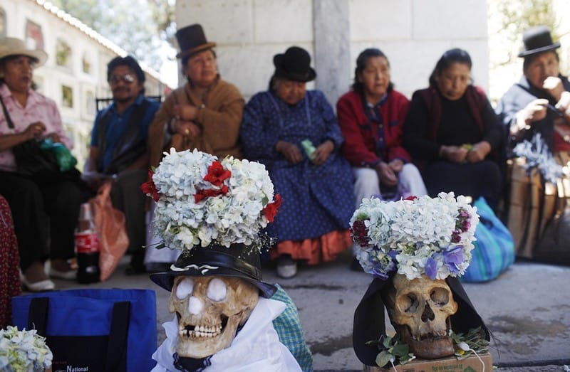 Tạp chí Du lịch Wanderlust Tips | Rùng mình lễ hội đầu lâu lạ kỳ ở thủ đô La Paz, Bolivia 