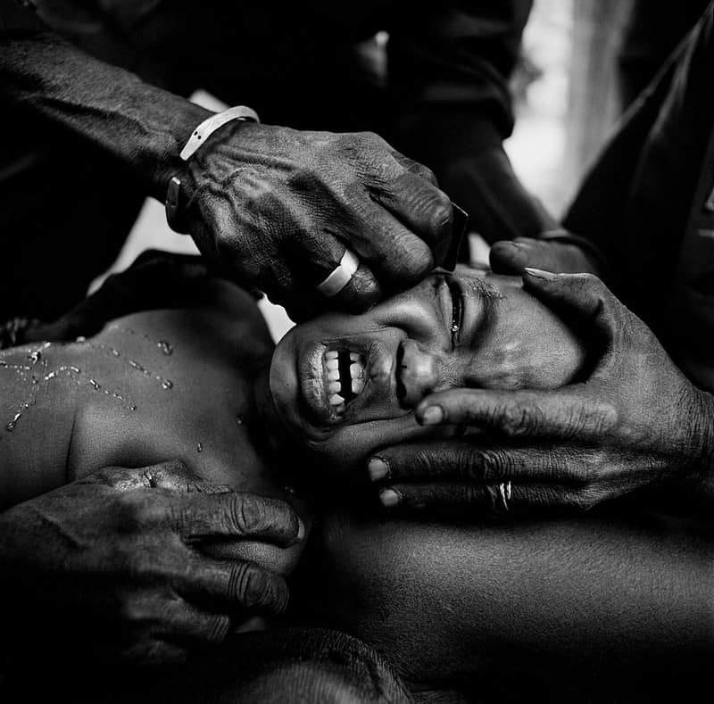 Rùng mình với tập tục rạch mặt tại châu Phi 7 Tạp chí du lịch Wanderlust Tips | Rùng mình với tập tục rạch mặt tại châu Phi