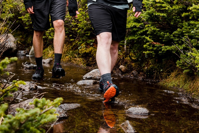 Tạp chí Du lịch Wanderlust Tips Bỏ túi những mẹo để chọn được đôi giày trekking tốt nhất