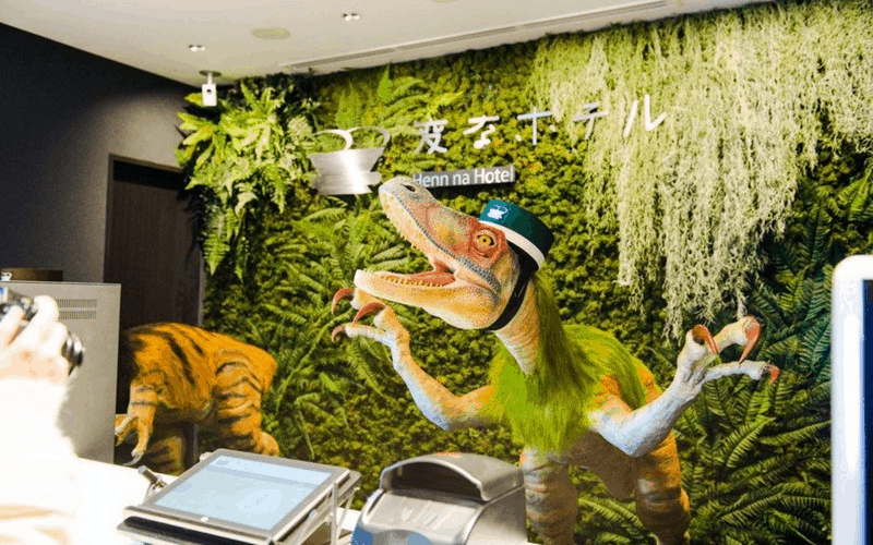 Henn na Hotel: Ngỡ ngàng với sự tiếp đón của nhân viên khủng long Henn na Hotel: Ngỡ ngàng với sự tiếp đón của nhân viên khủng long