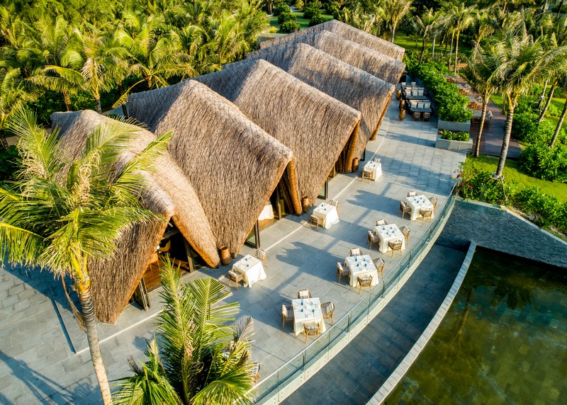 Wanderlust Tips nha hang lava intercontinental phu quoc 06