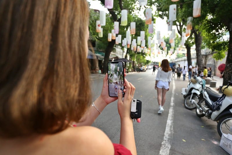 wanderlust tips pho bich hoa phung hung sac mau trung thu 5