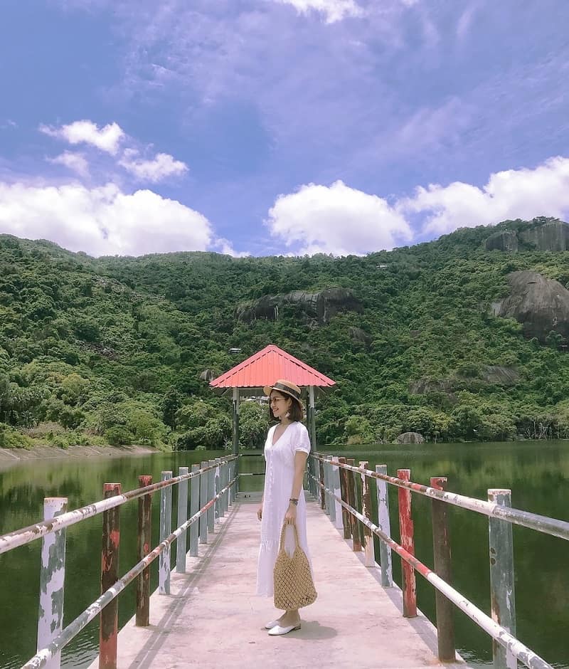 Tạp chí Du lịch Wanderlust Tips | Say đắm nét yêu kiều hồ Soài So, An Giang
