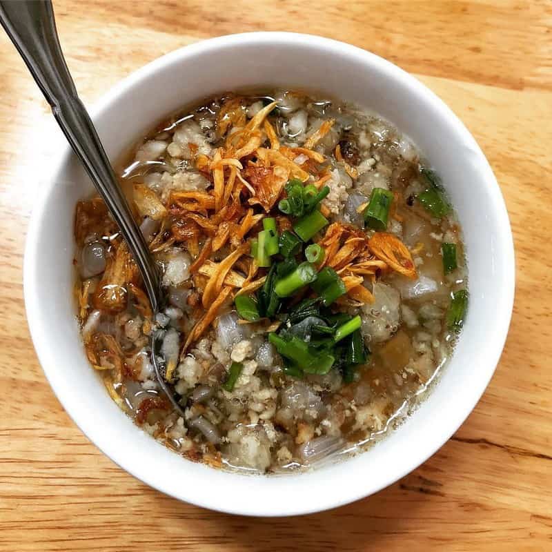 wanderlust tips thuong thuc banh duc nong giua tiet thu hanh hao 4