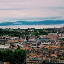 Tạp chí Du lịch Wanderlust Tips | Ghé thăm Edinburgh: Thành phố thủ đô tuyệt đẹp của Scotland