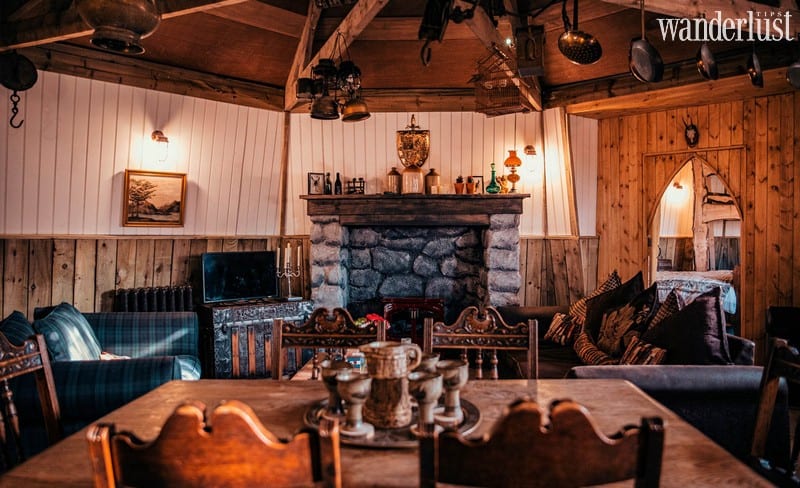 Tạp chí Du lịch Wanderlust Tips Ghé thăm phiên bản đời thật của túp lều bác Hagrid trong Harry Potter