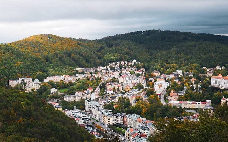 Tạp chí Du lịch Wanderlust Tips | Lạc bước ở thiên đường bình yên mang tên Karlovy Vary
