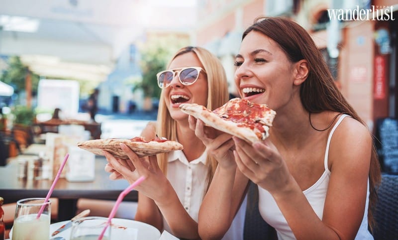 Tạp chí Du lịch Wanderlust Tips | 5 lỗi quen thuộc khiến bạn "tiêu cạn ví" trên đường đi du lịch