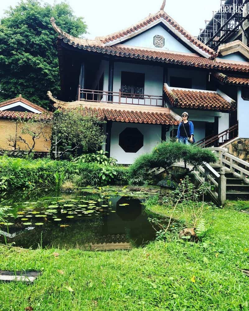 Những ngôi chùa cổ kính đẹp xuất sắc ở Huế nhất định phải ghé thăm mùa thu này 8 Tạp chí Du lịch Wanderlust Tips | Top 3 ngôi chùa nổi tiếng linh thiêng bậc nhất xứ Huế