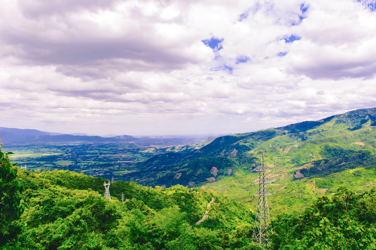 Tạp chí Du lịch Wanderlust Tips | Việt Nam và những cung đường chinh phục trái tim