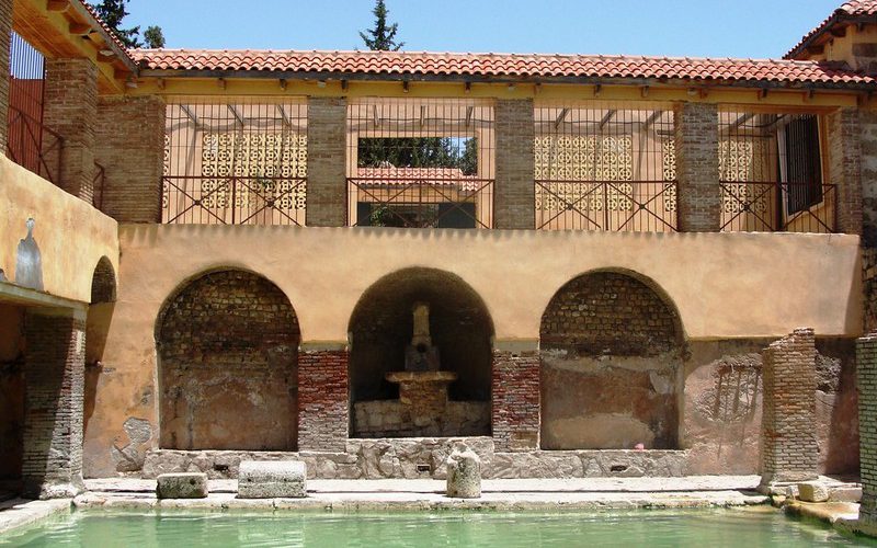 Nhà tắm cổ Hammam Essalihine: Viên ngọc quý của Algeria 5 Wanderlust Tips nha tam Hammam Essalihine 02 e1571371751836