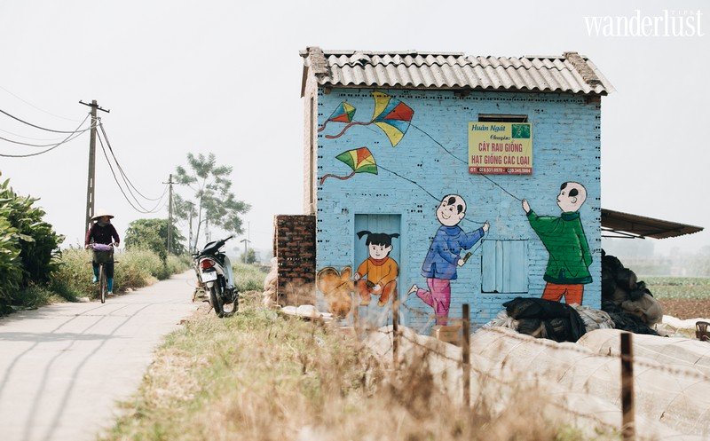 Tạp chí Du lịch Wanderlust Tips | Đến với Chử Xá làng bích họa đầu tiên ở ngoại thành Hà Nội