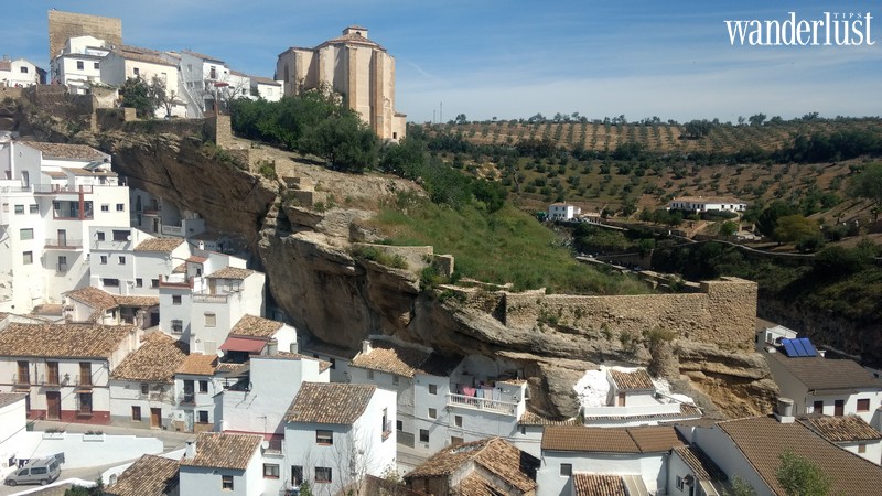 Tây Ban Nha: Setenil de las Bodegas thị trấn bị "đá đè" hút hàng ngàn khách du lịch ghé thăm 5 Tạp chí Du lịch Wanderlust Tips | Tây Ban Nha: Thị Trấn bị “đá đè” thu hút hàng ngàn khách du lịch ghé thăm