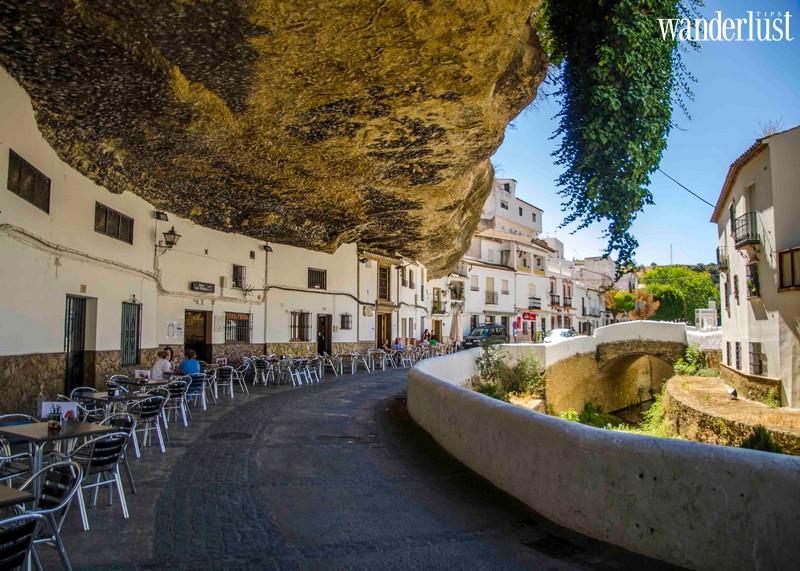 Tây Ban Nha: Setenil de las Bodegas thị trấn bị "đá đè" hút hàng ngàn khách du lịch ghé thăm 8 Tạp chí Du lịch Wanderlust Tips | Tây Ban Nha: Thị Trấn bị “đá đè” thu hút hàng ngàn khách du lịch ghé thăm