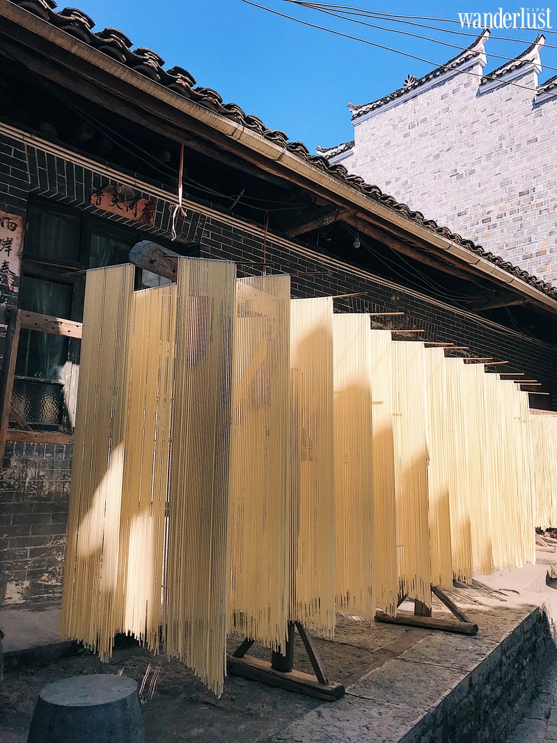 Phượng Hoàng Cổ Trấn: hành trình cảm hứng của sự huyền bí và cổ trang Trung Hoa 12 Tạp chí Du lịch Wanderlust Tips | Phượng Hoàng Cổ Trấn: hành trình cảm hứng của sự huyền bí và cổ trang Trung Hoa