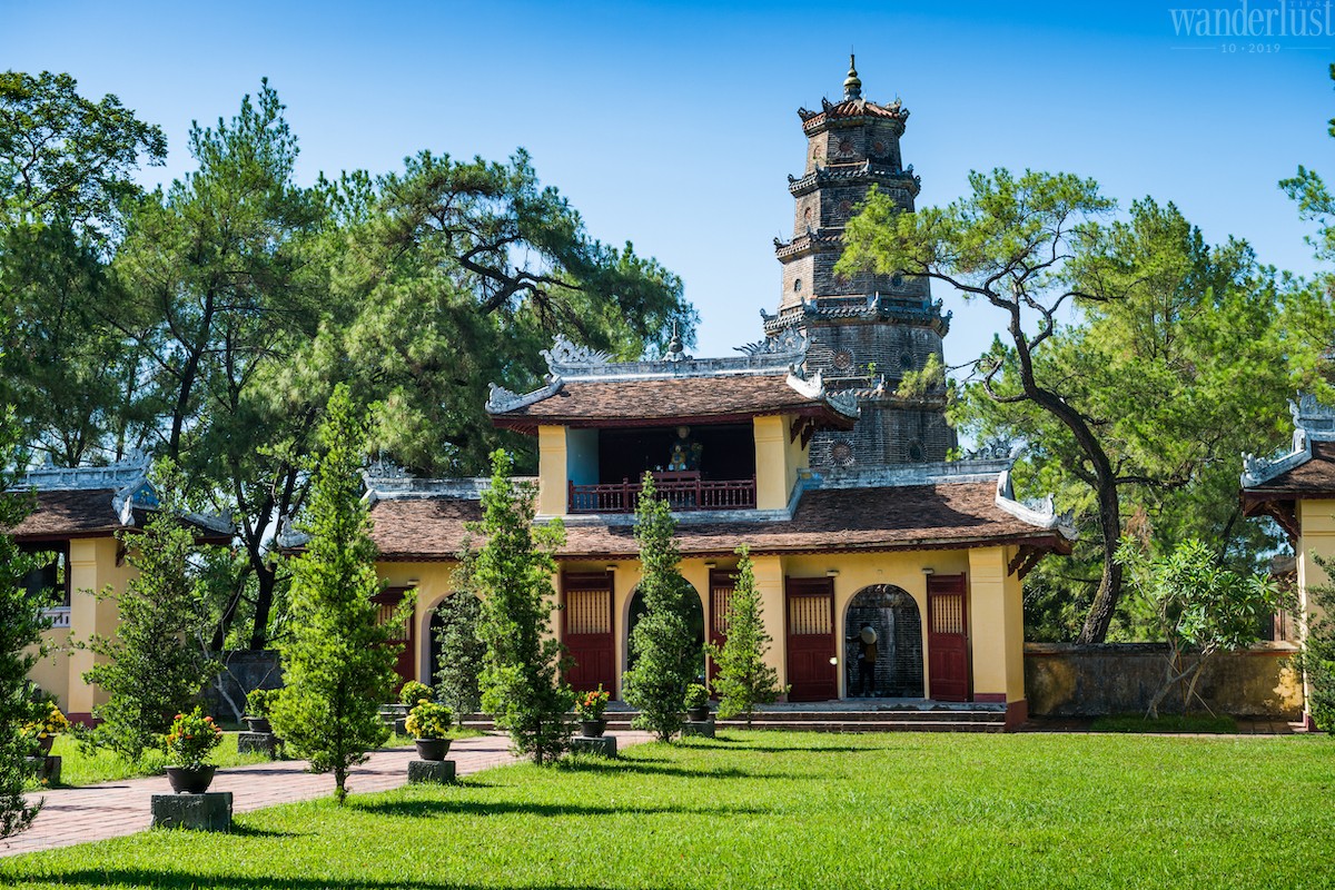 Tạp chí Du lịch Wanderlust Tips | Hello World #5: Việt Nam ơi!