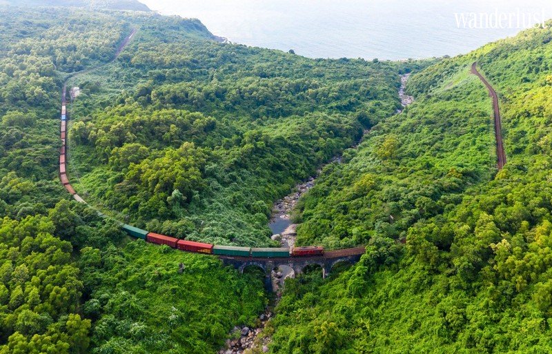 Tạp chí Du lịch Wanderlust Tips | Đà Nẵng: khám phá cầu vòm Đồn Cả đẹp tựa một thước phim
