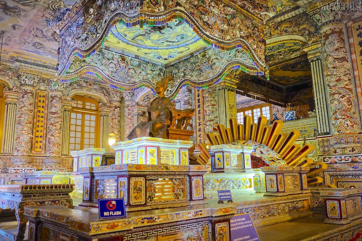 Tạp chí Du lịch Wanderlust Tips | Hello World #5: Việt Nam ơi!