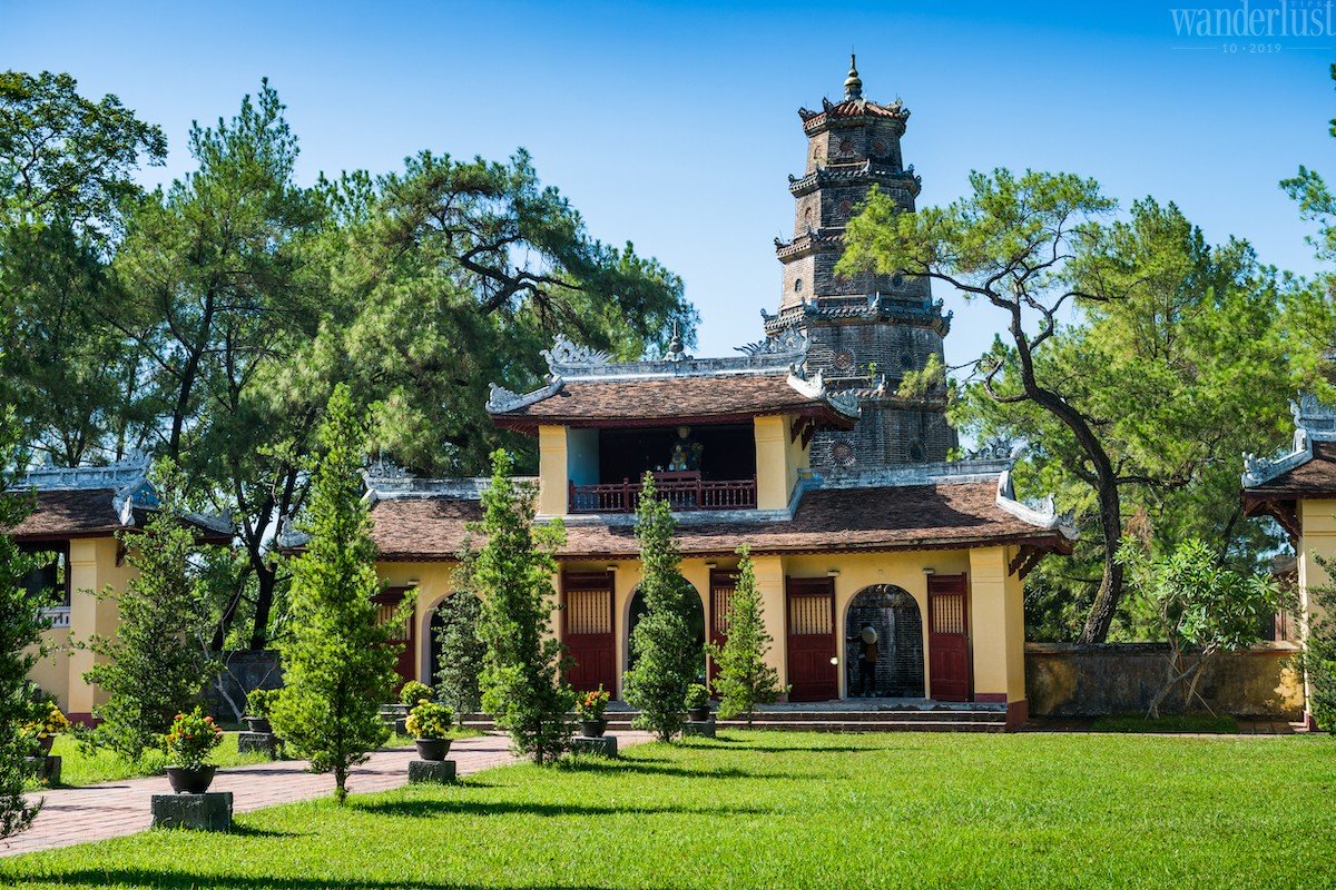 Tạp chí Du lịch Wanderlust Tips | Hello World #5: Việt Nam ơi!