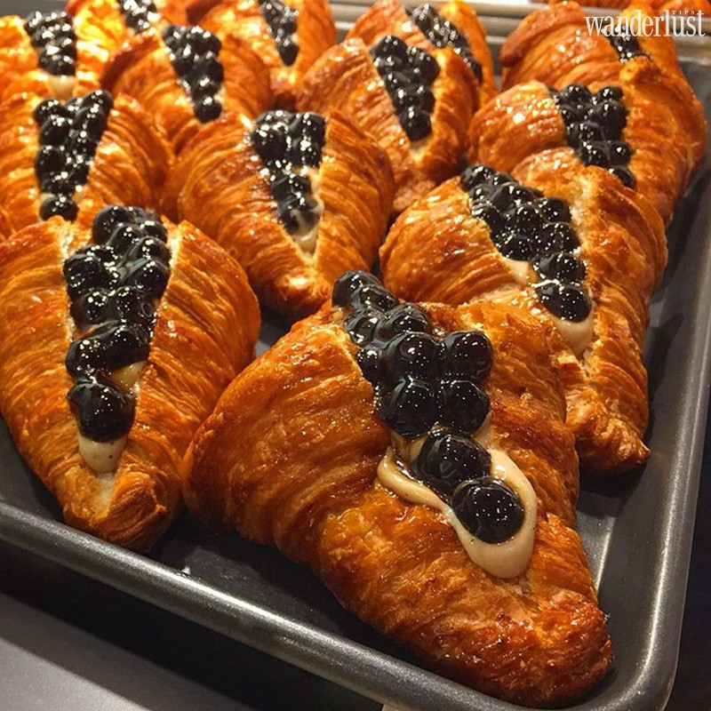 Tạp chí Du lịch Wanderlust Tips | Bánh sừng bò trân châu đen - món ăn lạ "khuấy đảo" giới trẻ Đài Loan