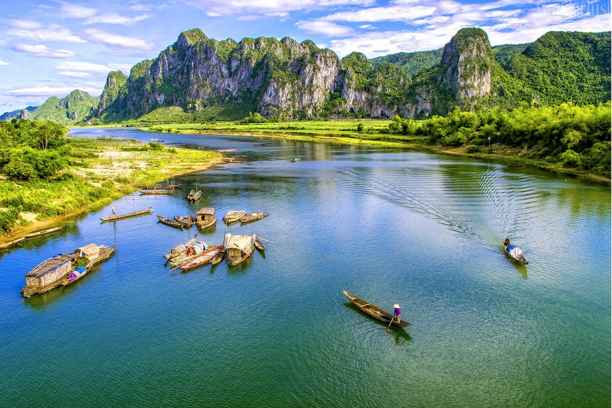 Tạp chí Du lịch Wanderlust Tips | Quảng Bình: Điều diệu kỳ ẩn trong những khô cằn sỏi đá 