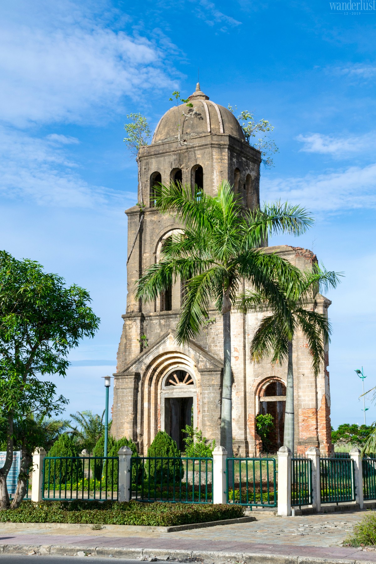 Tạp chí Du lịch Wanderlust Tips | Quảng Bình: Điều diệu kỳ ẩn trong những khô cằn sỏi đá 