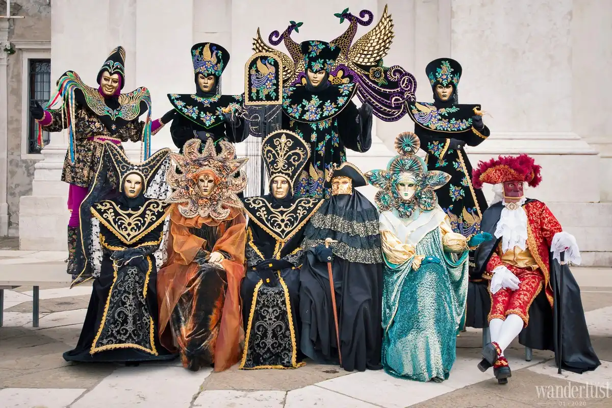 Tạp chí Du lịch Wanderlust Tips | Sắc màu rực rỡ của lễ hội năm 2020