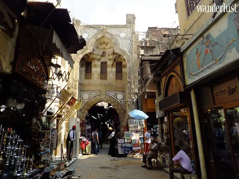 Tạp chí Du lịch Wanderlust Tips | Ghé thăm khu chợ cổ Khan el-Khalili hơn 600 tuổi tại Ai Cập