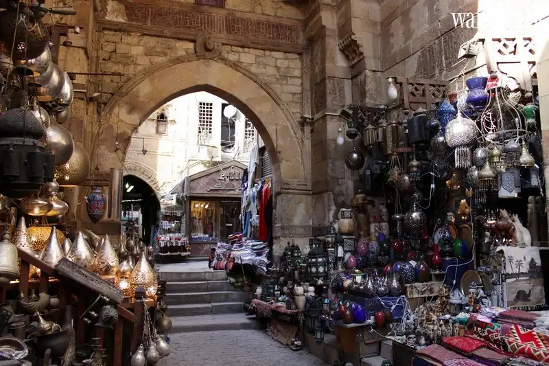 Ghé thăm khu chợ cổ Khan el-Khalili hơn 600 tuổi tại Ai Cập 6 Tạp chí Du lịch Wanderlust Tips | Ghé thăm khu chợ cổ Khan el-Khalili hơn 600 tuổi tại Ai Cập