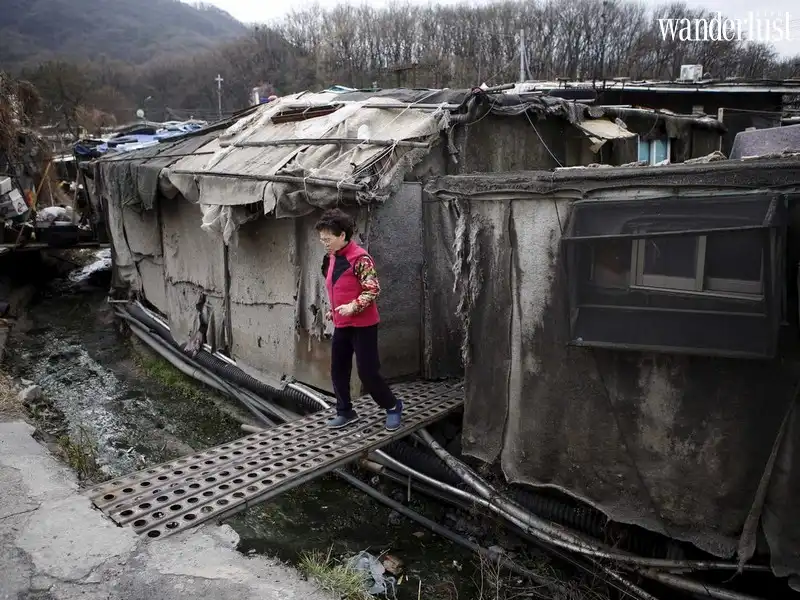 Tạp chí Du lịch Wanderlust Tips | Guryong: Khu ổ chuột bước ra từ bộ phim Ký sinh trùng