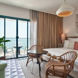 Tạp chí Du lịch Wanderlust Tips | Little Beach House: Địa điểm đi trốn xuất sắc nhất Barcelona