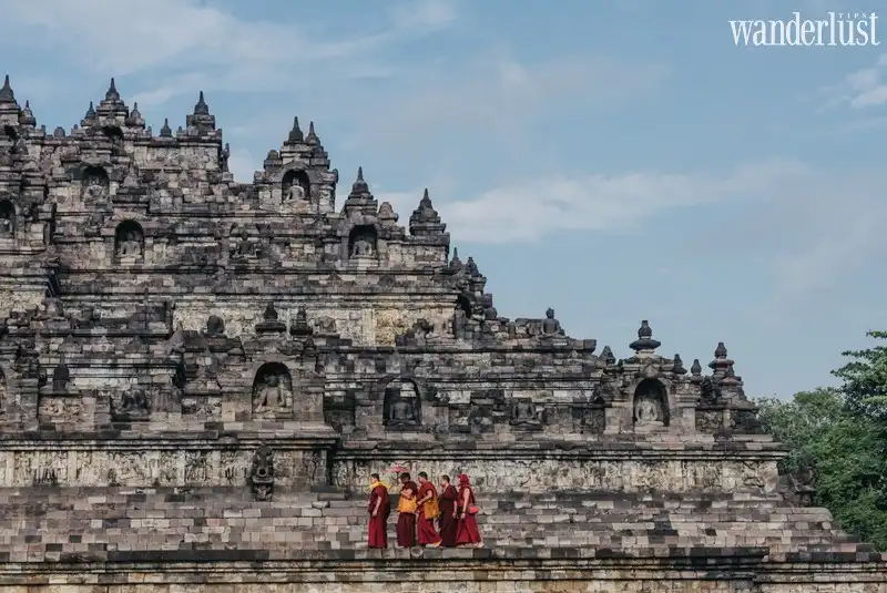 Ghé thăm kỳ quan Phật giáo Borobudur tại Indonesia 10 wanderlust tips ghe tham ky quan phat giao borobudur tai indonesia10