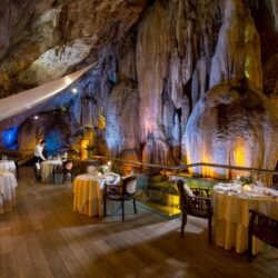 wanderlust tips jeffs cellar quan bar doc dao nam trong hang dong tai malaysia2 1