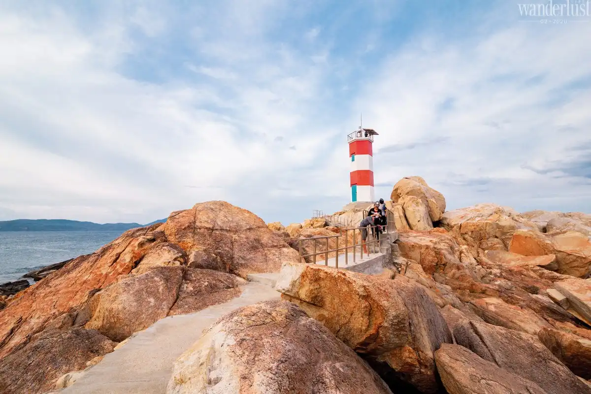 Tạp chí Du lịch Wanderlust Tips 