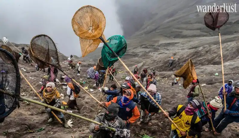 Kỳ lạ lễ hội tế thần Yadnya Kasada ở Indonesia 9 wanderlust tips ky la le hoi te than yadnya kasada o indonesia6
