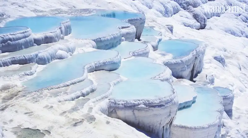 Tạp chí Du lịch Wanderlust Tips | Mê mẩn những suối nước nóng có 1-0-2 trên thế giới