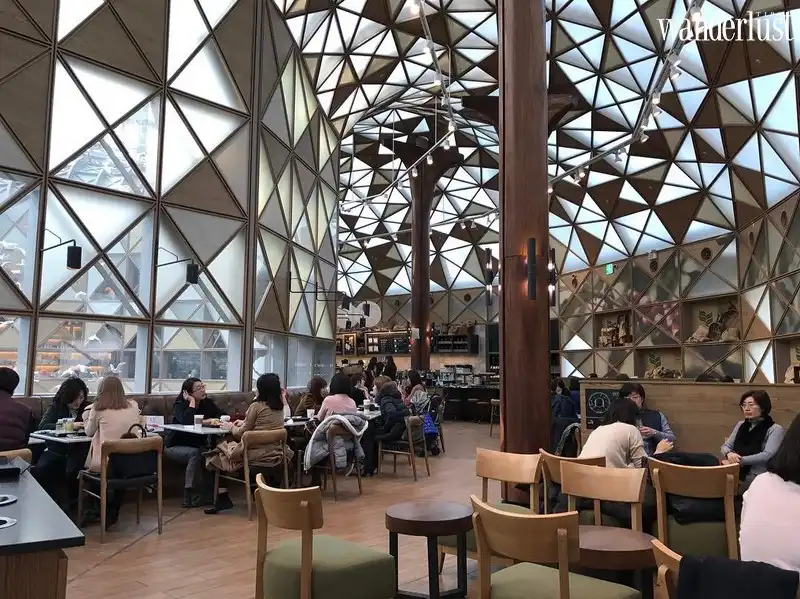 Starbucks Famille Park: Quán cà phê lung linh nhất Hàn Quốc 8 Tạp chí Du lịch Wanderlust Tips | Starbucks Famille Park: Quán cà phê lung linh nhất Hàn Quốc