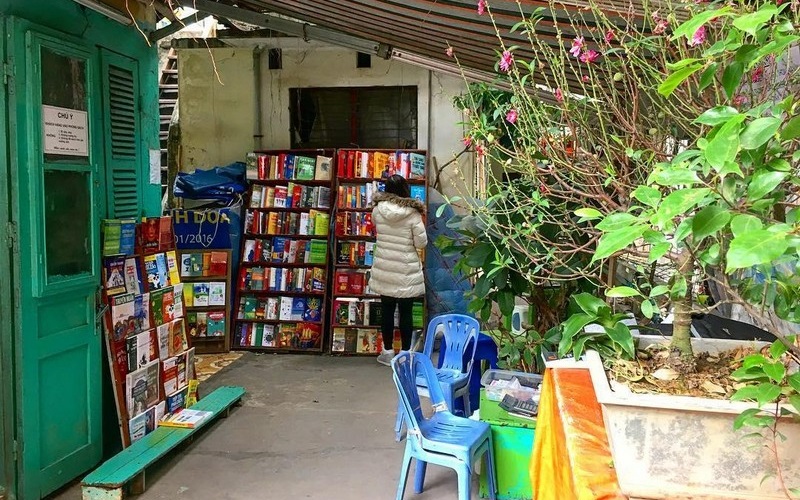 Nhà sách Mão: Lạc bước vào tiệm sách lâu năm bậc nhất Hà Nội Nhà sách Mão: Lạc bước vào tiệm sách lâu năm bậc nhất Hà Nội