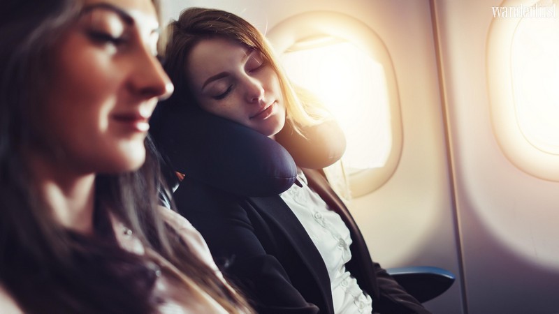 Tạp chí Wanderlust Tips | Bí quyết để có một giấc ngủ ngon trên máy bay