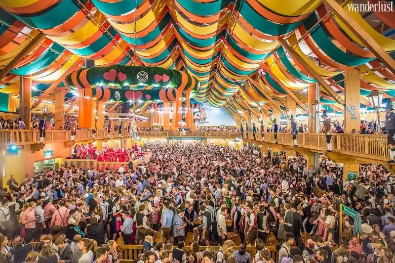 Tạp chí Wanderlust Tips | Đức thông báo hủy lễ hội bia Oktoberfest do dịch Covid-19