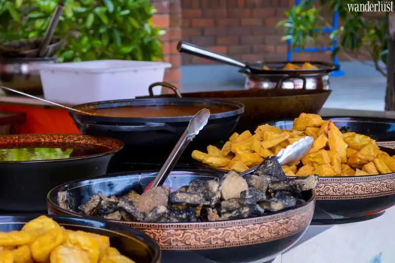 Tạp chí Du lịch Wanderlust Tips | Đã có ai nếm thử đậu phụ thối hỏa cung điện? 