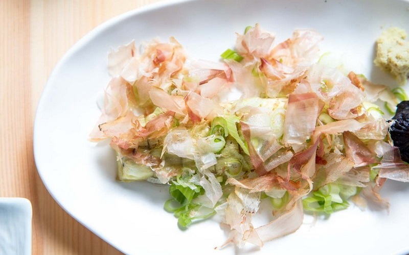 Cá ngừ bào sợi: Lạ kỳ món ăn cứng như gỗ