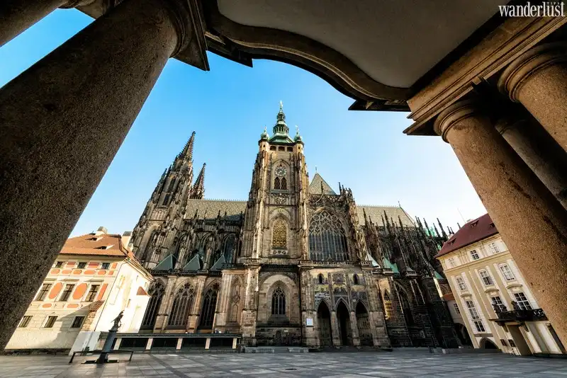 Tạp chí Du lịch Wanderlust Tips | Đến Praha, đắm mình trong thành phố vàng quyến rũ