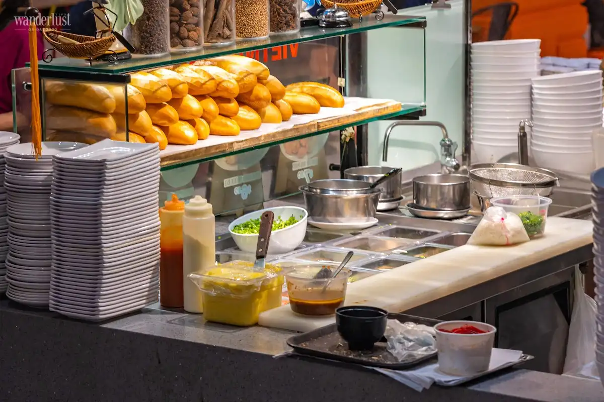 Tạp chí Du lịch Wanderlust Tips | Bánh mì nhỏ, tiếng vang xa