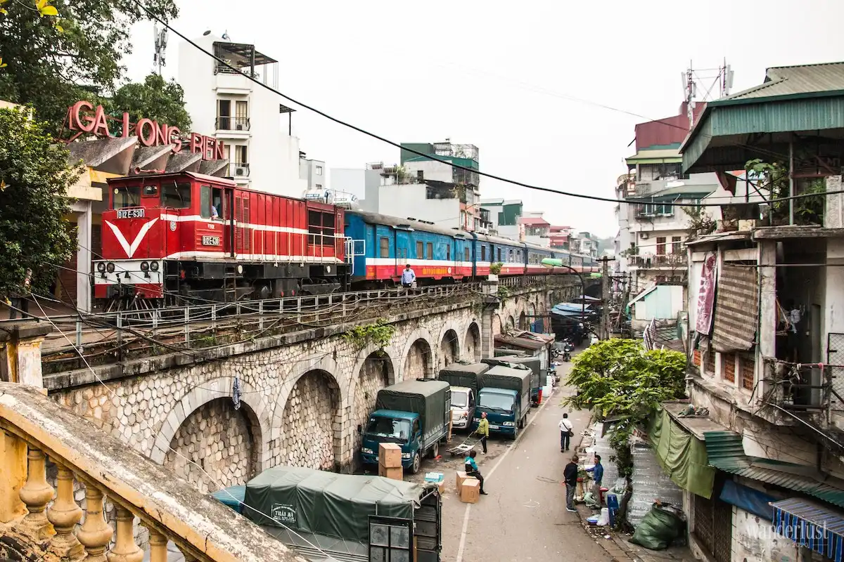 Xình xịch chuyến tàu tới miền Trung 8 wanderlust tips share the love am vang chuyen tau07