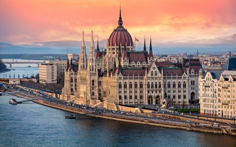 Du ngoạn Budapest: Thành phố của cổ kính và mộng mơ