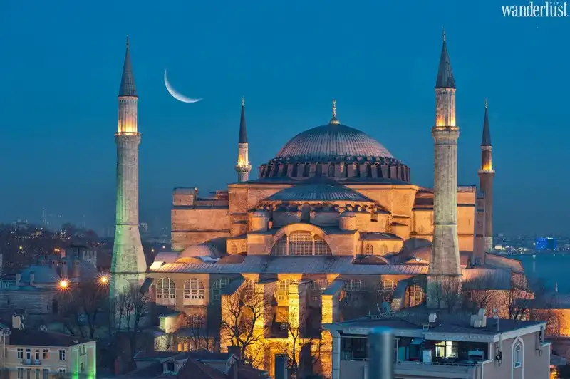 Tạp chí du lịch Wanderlust Tips | Hagia Sophia: Từ bảo tàng đến thánh đường Hồi giáo